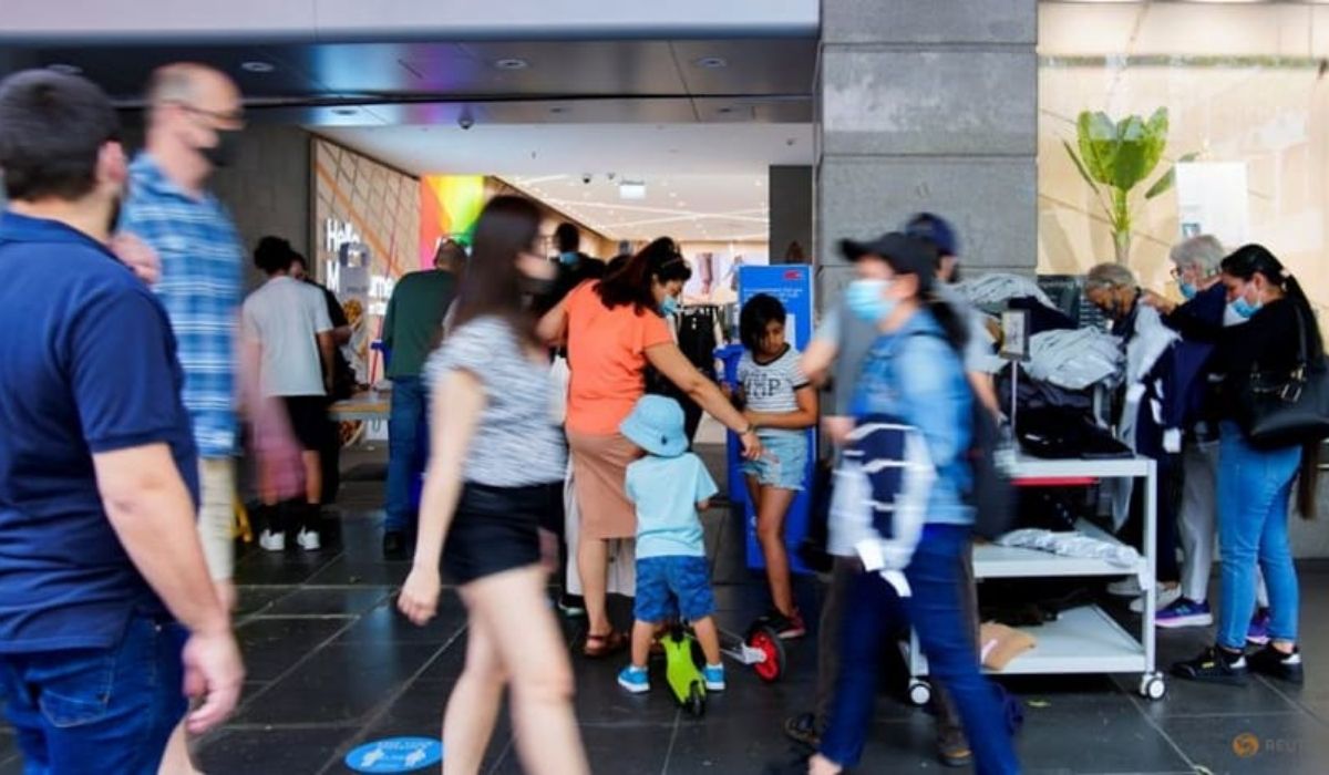 Qatar Day News Melbourne queues outside malls and boutiques